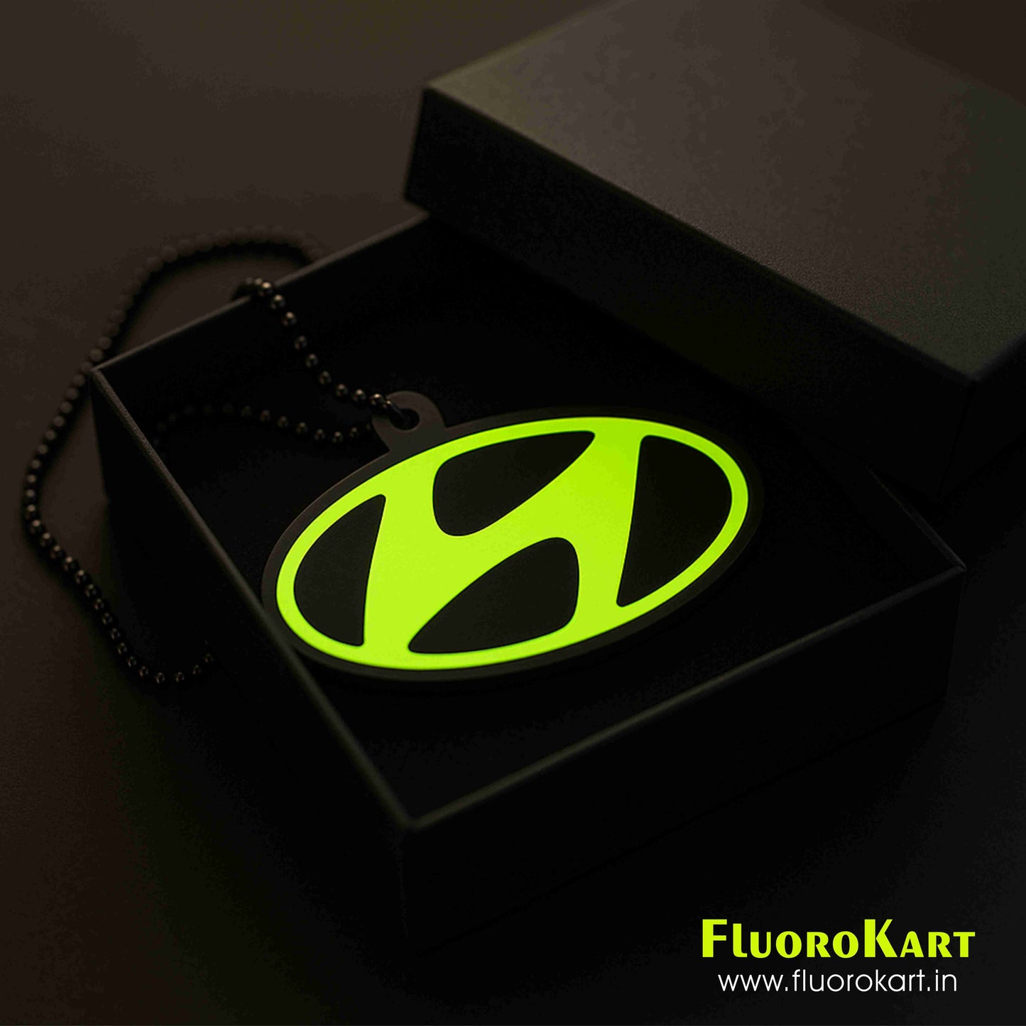 Hyundai Logo – Fluorescent Car Mirror Hanging Charm